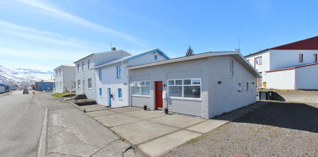 Ferienwohnung Beautiful House With Amazing Sea View. Dalvík Exterior foto